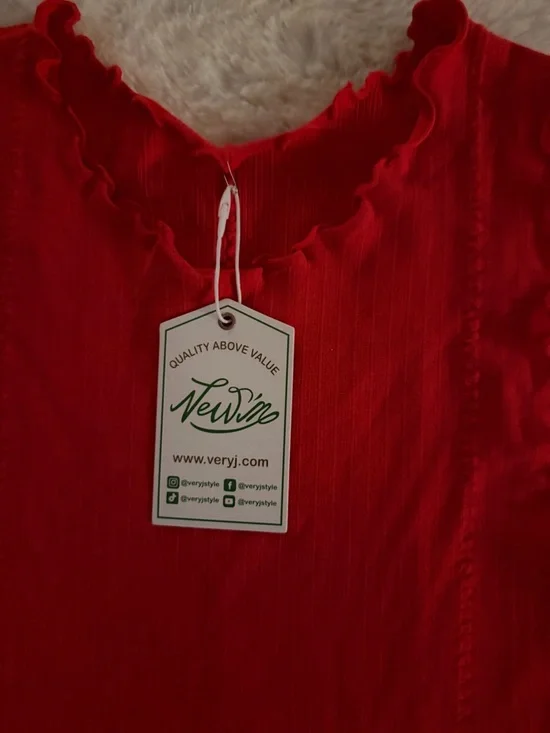 Very J Red Ruffle-Edge Ribbed Tank - Picture 3 of 7